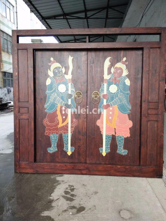 定做实木仿古大门厚板大型庭院门彩绘门神进户门(庭院实木大门图片)